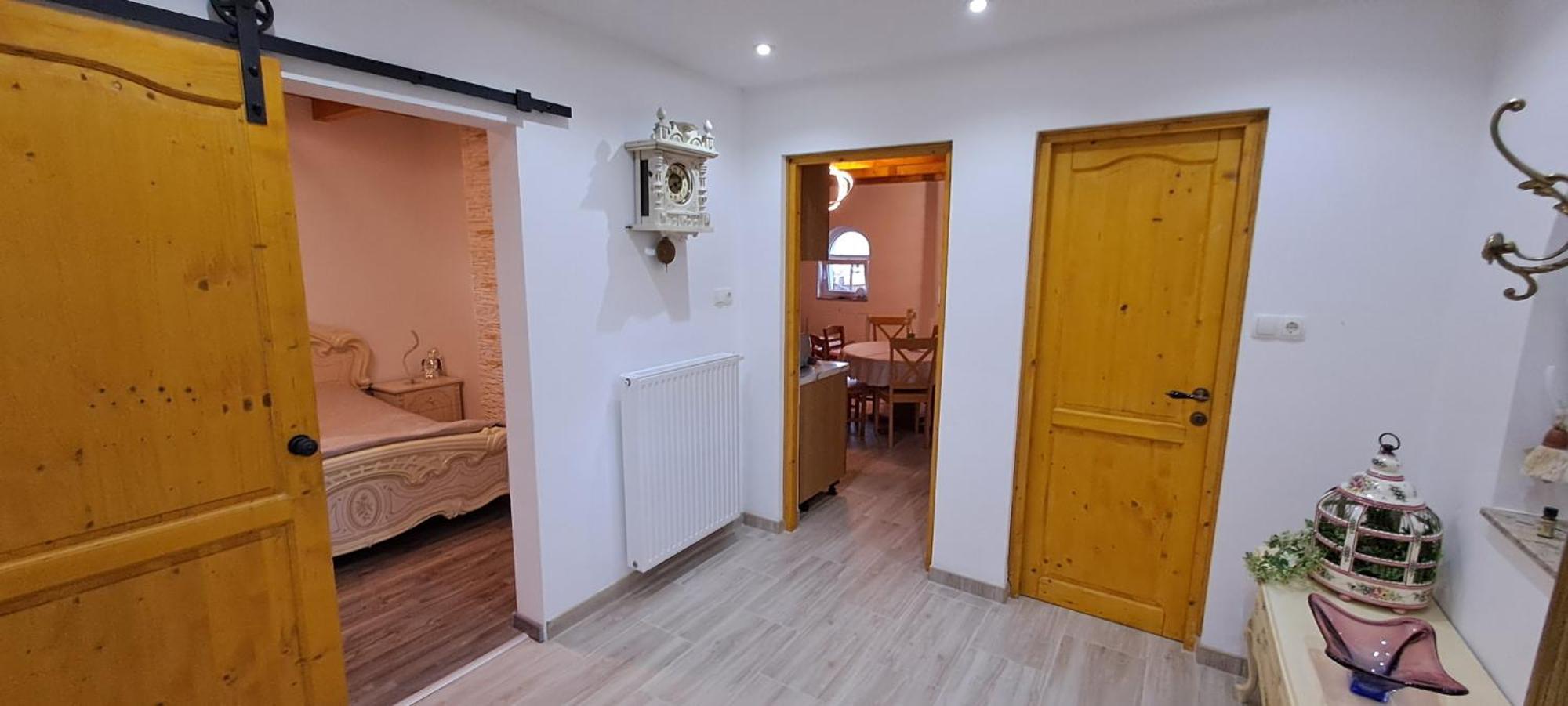 Villa Manipura à Szemenyecsörnye Extérieur photo