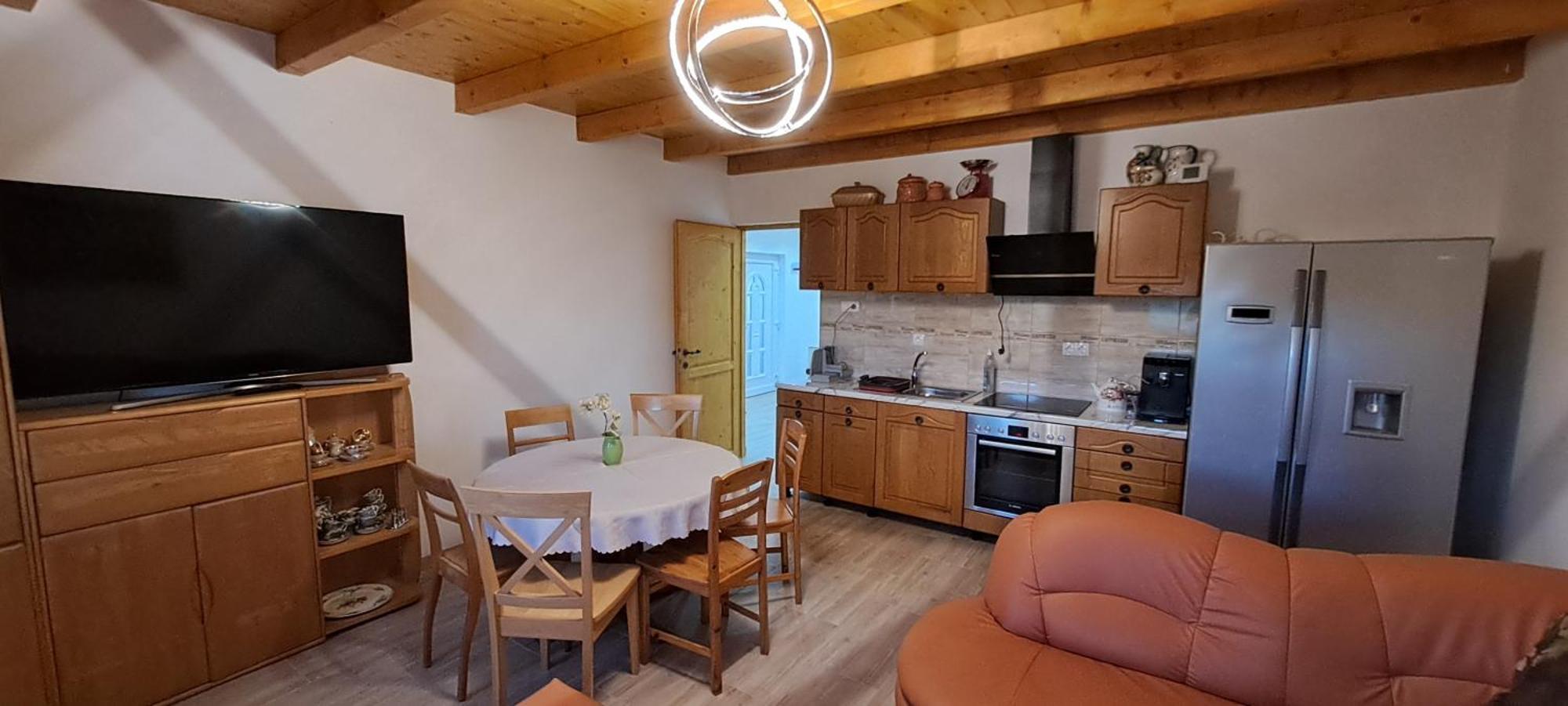 Villa Manipura à Szemenyecsörnye Extérieur photo