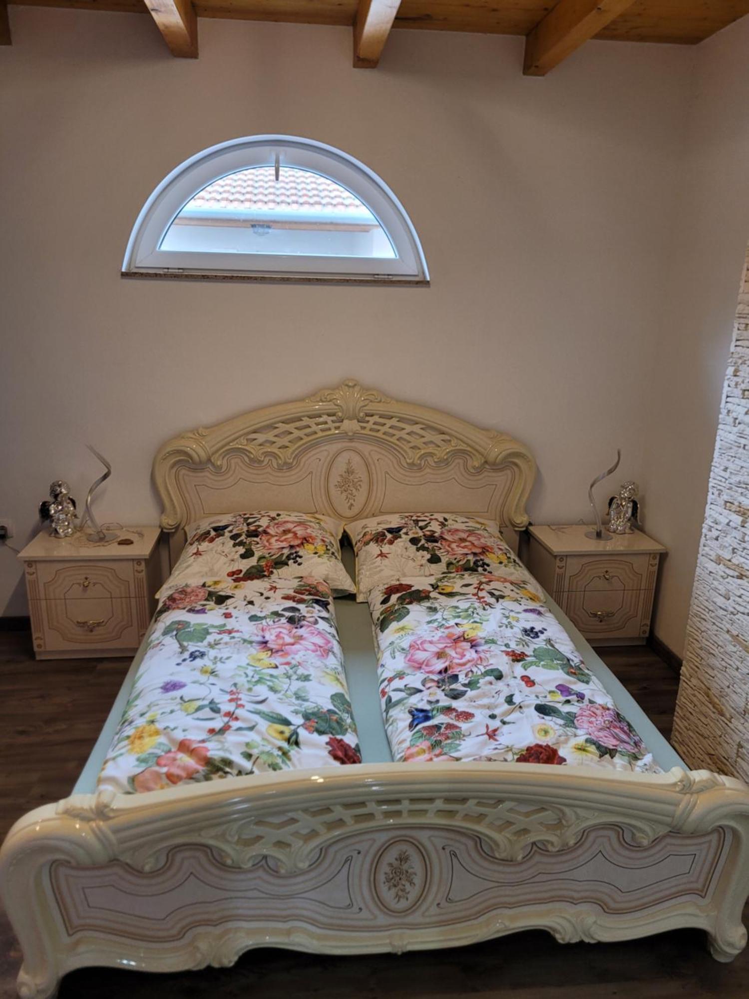 Villa Manipura à Szemenyecsörnye Extérieur photo