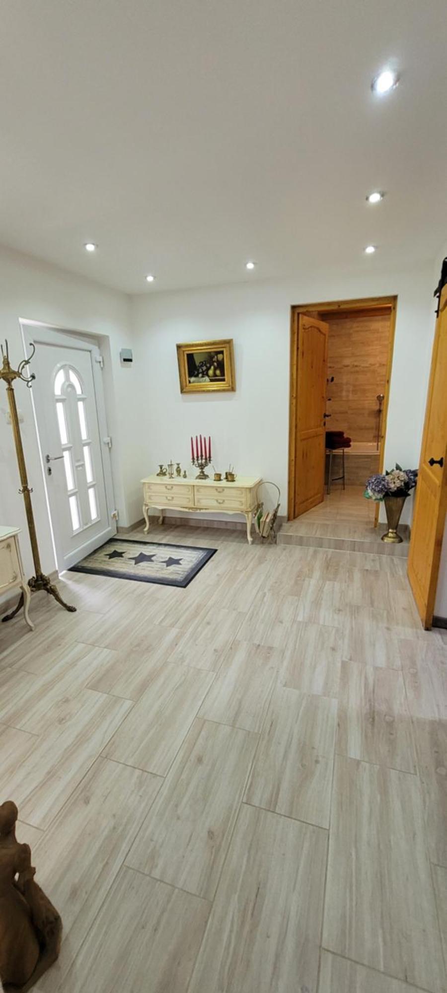 Villa Manipura à Szemenyecsörnye Extérieur photo